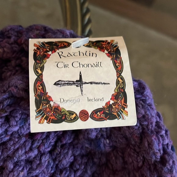 RACHIN KNITWEAR | 100% Merino Wool Purple Knit Hat - Picture 3 of 4